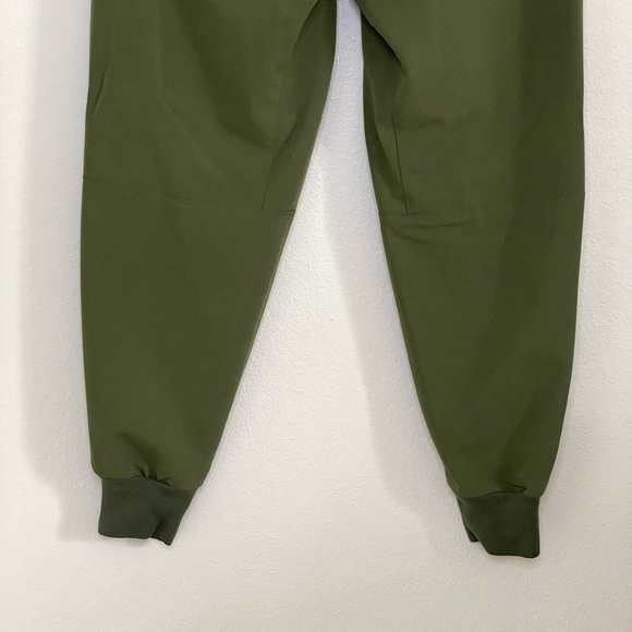 Figs Tansen Jogger Scrub Pants Limited Edition Dark Olive Small Short - Picture 7 of 13